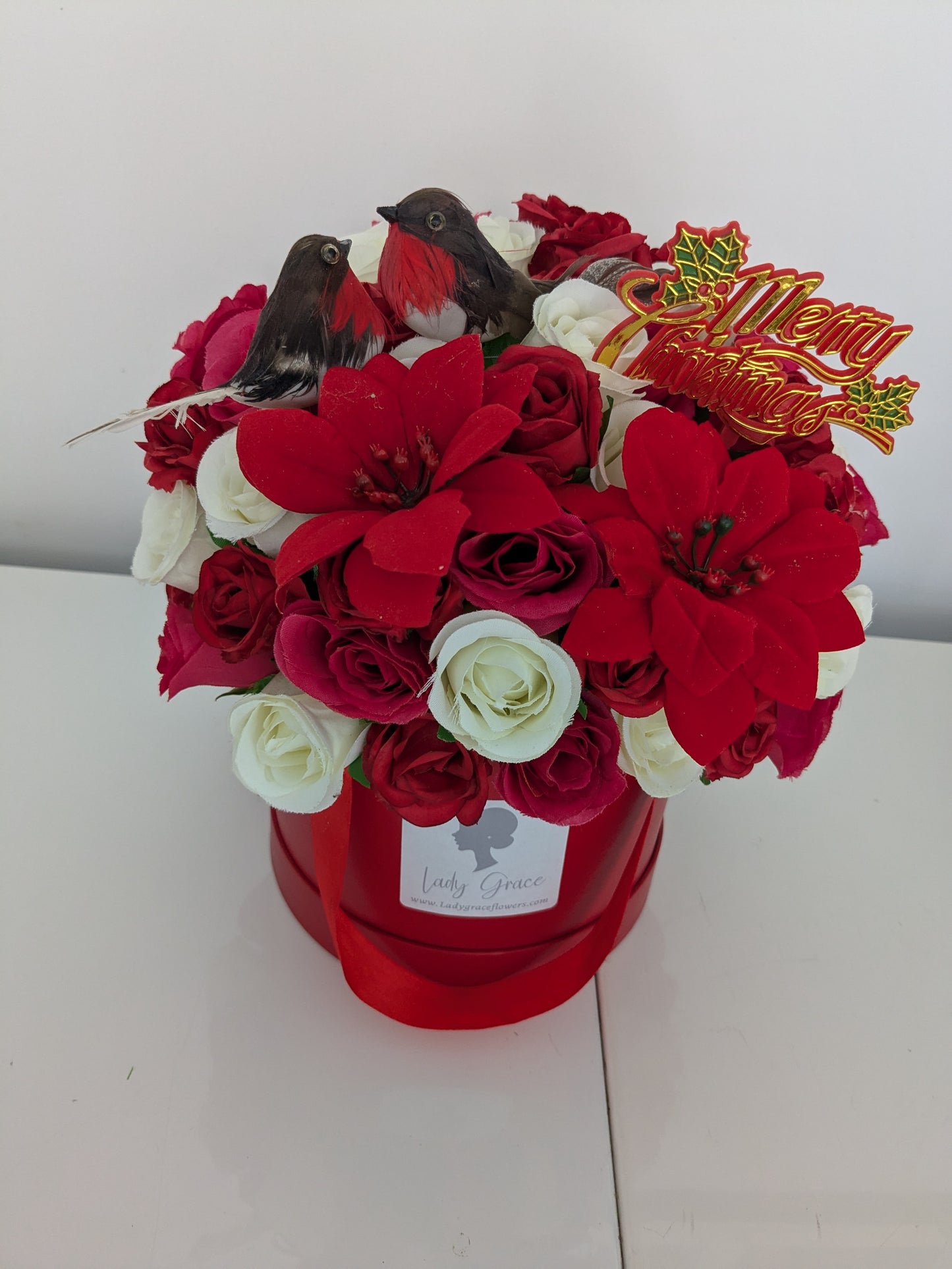 Christmas Robins Hat Box of Joy Silk Flowers Gift