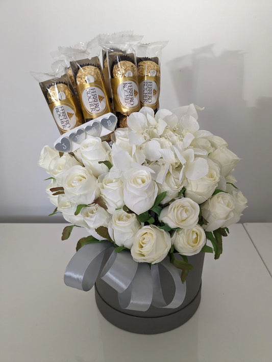 Personalised Ferrero Rocher Silver & Cream Stunning Silk Roses Hat Box