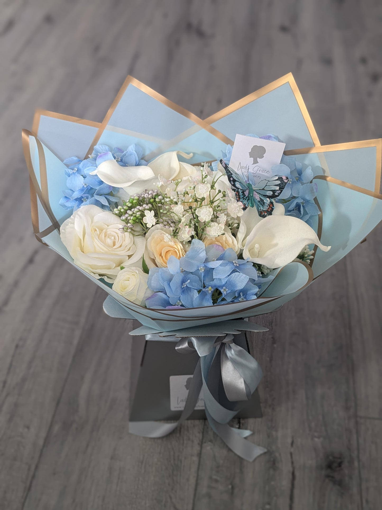 Blue Stunning Handtied Bouquet