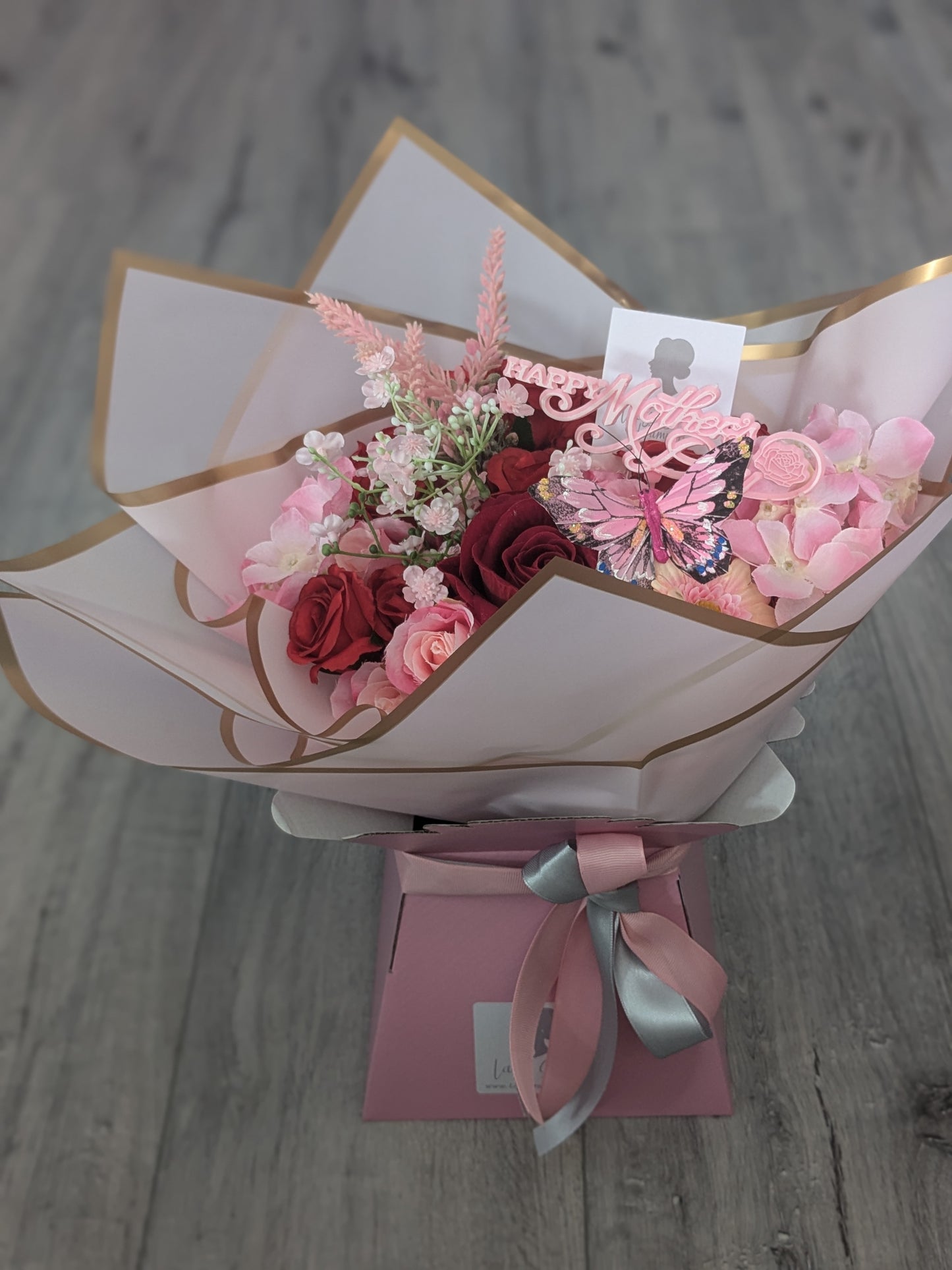 Mother's Day Pink Stunning Handtied Bouquet