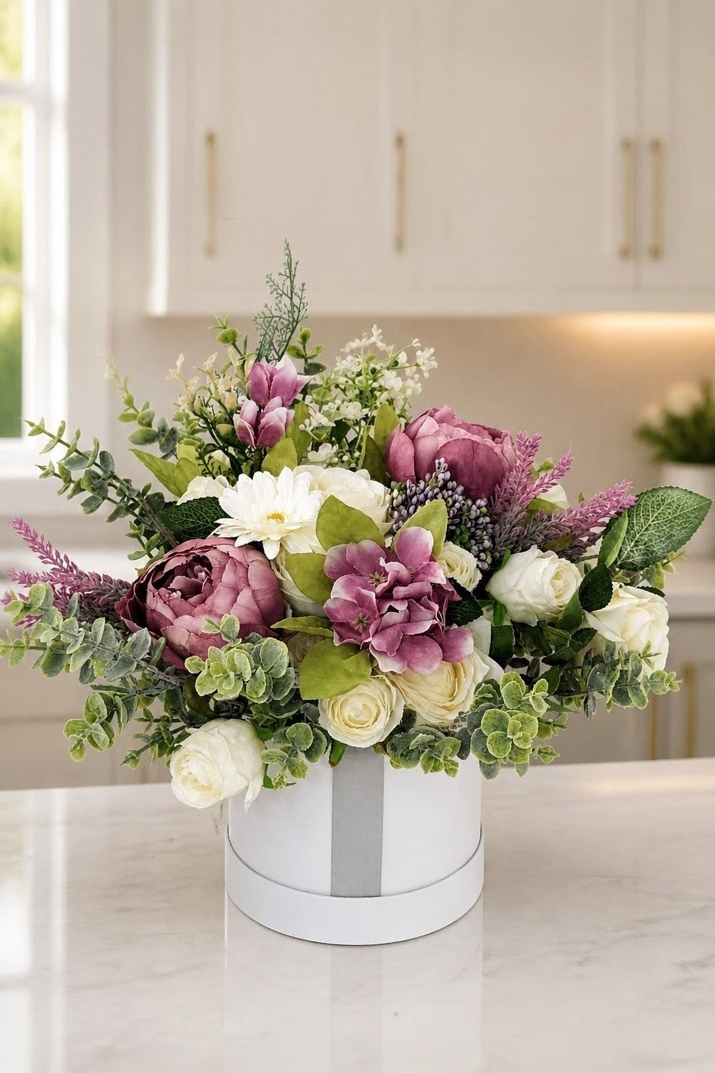 Cream & Mauve Stunning Silk Flowers Hat Box